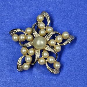 Star Brooch Faux Pearls Goldtone Vintage Marboux Signed MCM